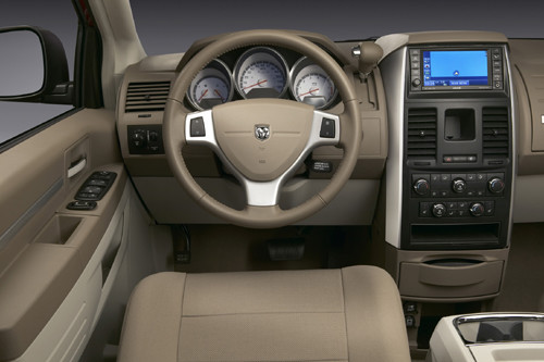 Chrysler Town&amp;Country i Dodge Grand Caravan - Rodzinne bliźniaki