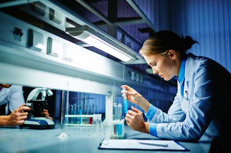 Praca w czasach zmiany: rozwój kompetencji przez partnerstwo