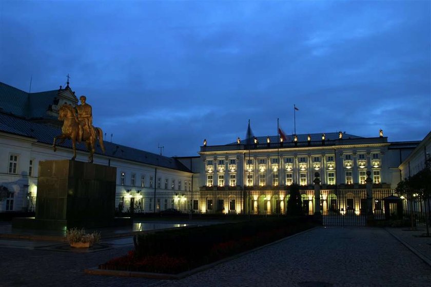 600 tys. zł na oświetlenie Pałacu Prezydenckiego 