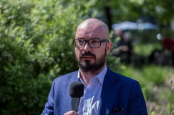 Jan Śpiewak musi przeprosić szefa stołecznego SLD Sebastiana Wierzbickiego