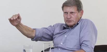 Balcerowicz: Mniej picu w polityce