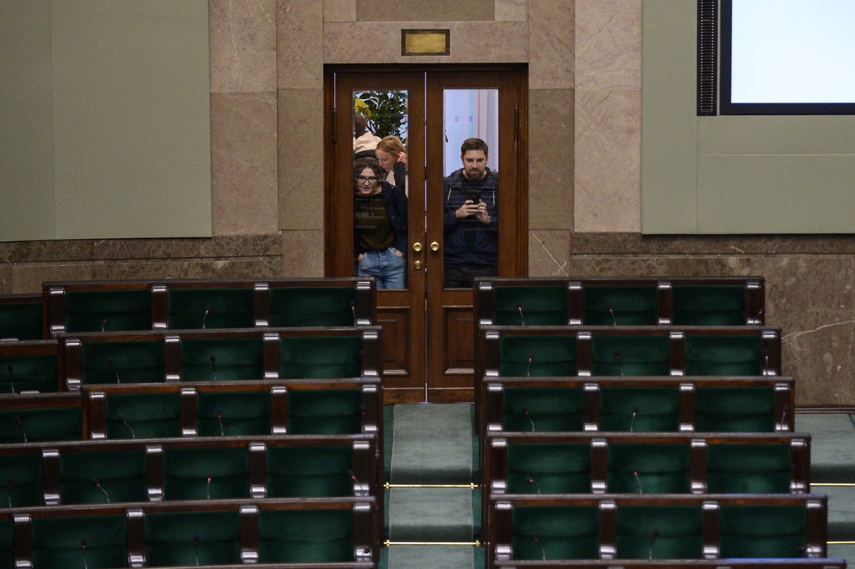 PiS zdecydował. Szefem PiS Błaszczak, kandydatem na marszałka Sejmu Witek, na marszałka Senatu Pęk