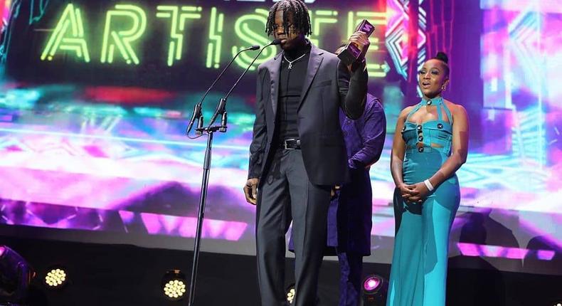 Rema with his Best New MVP gong at the Soundcity MVP Award 2020. (Instagram/SoundcityAfrica)