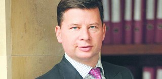 Kontrowersje wokół Google. Konarski: znów grozi nam przepisywanie historii