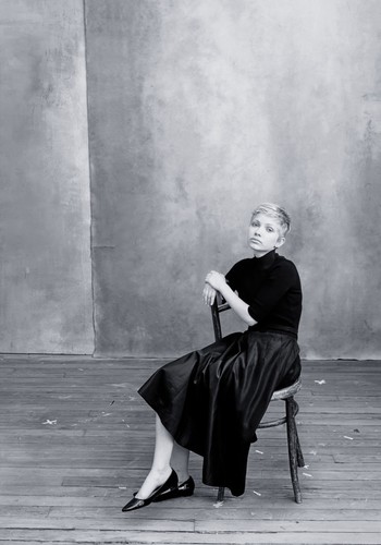 Blogerka Tavi Gevinson - Kalendarz Pirelli 2016