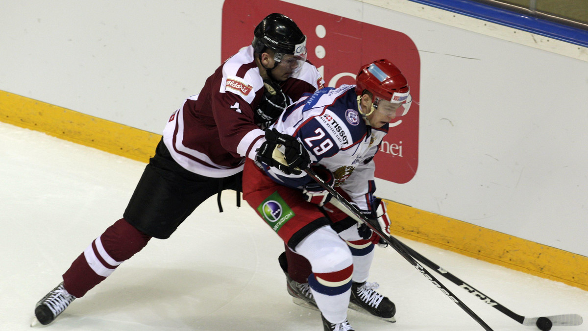 Reprezentacja Rosji bez problemów pokonała Łotwę 5:2 (0:1, 2:0, 3:1) w meczu fazy grupowej hokejowych mistrzostw świata, które odbywają się na lodowiskach w Finlandii i Szwecji.