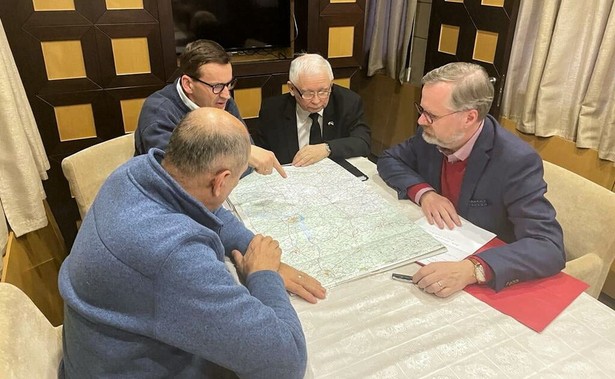 Kijów. Mateusz Morawiecki i Jarosław Kaczyński