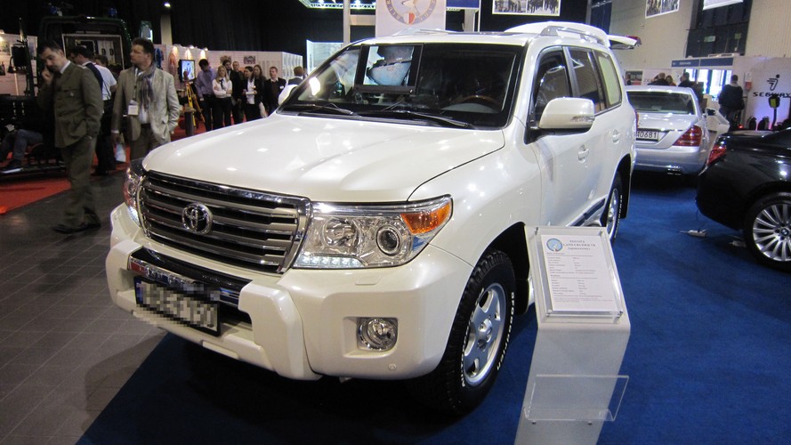 Samochód BOR - toyota land cruiser
