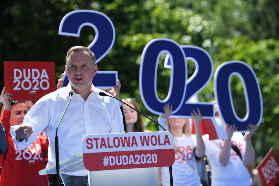 Prezydent Andrzej Duda podczas spotkania z mieszkańcami w Stalowej Woli