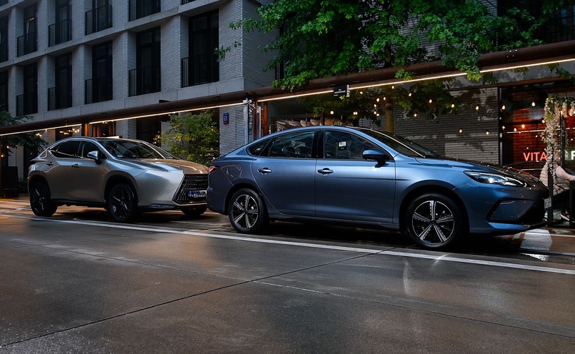 Nowy BYD Seal 5 DM-i