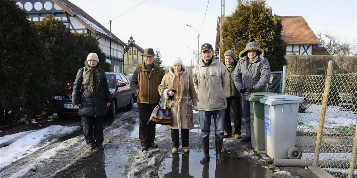 Mamy już dość życia w błocie