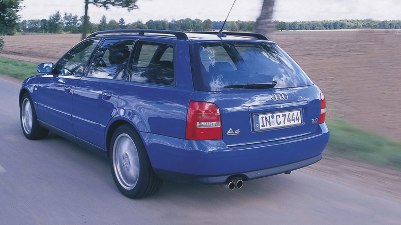 1. Audi A4 I (1994-2001), polecamy: 1.8T/150 KM