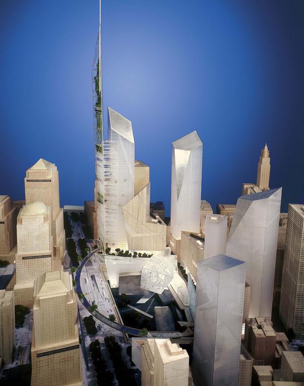 Makieta przedstawiająca kompleks budynków, któe powstają w Miejscu World Trade Center