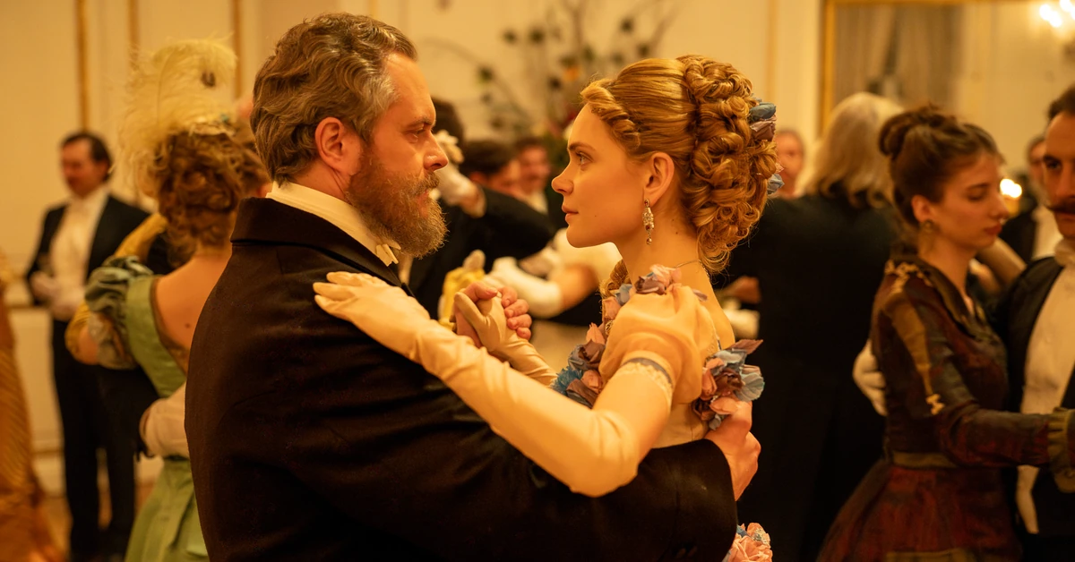 Netflix pokazał zdjęcia z serialu "Lalka". Tak wyglądają Łęcka i Wokulski [FOTO]