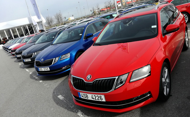 Potrafią robić nie tylko piwo? Sprawdziliśmy ile spala i jak jeździ nowa Skoda Octavia. Silnik 1.0 TSI czy 2.0 TDI?