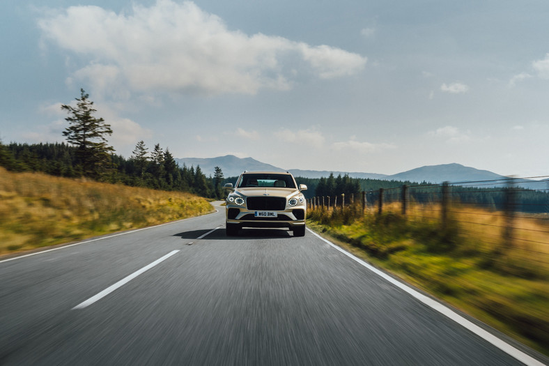 Bentley Bentayga Hybrid – pierwszy ultraluksusowy SUV PHEV