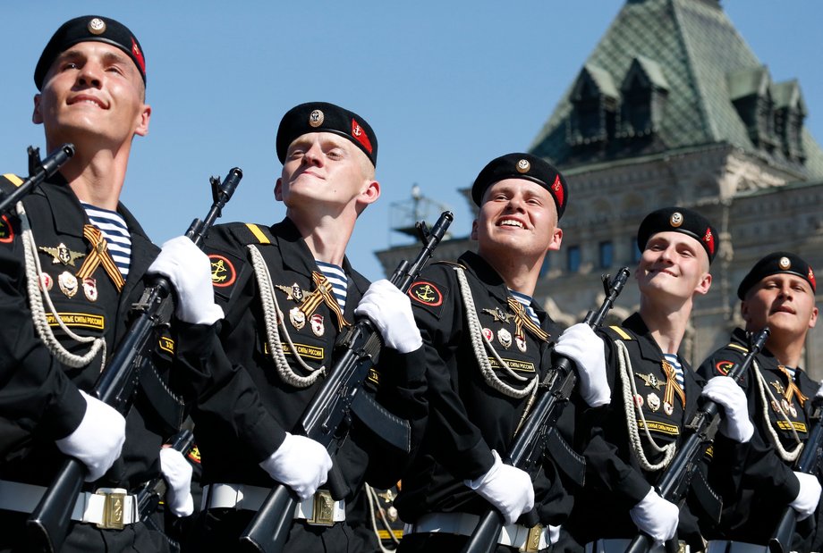 Russian servicemen march during the Victory Day parade, marking the 71st anniversary of the victory over Nazi Germany in World War Two, at Red Square in Moscow, Russia, May 9, 2016.