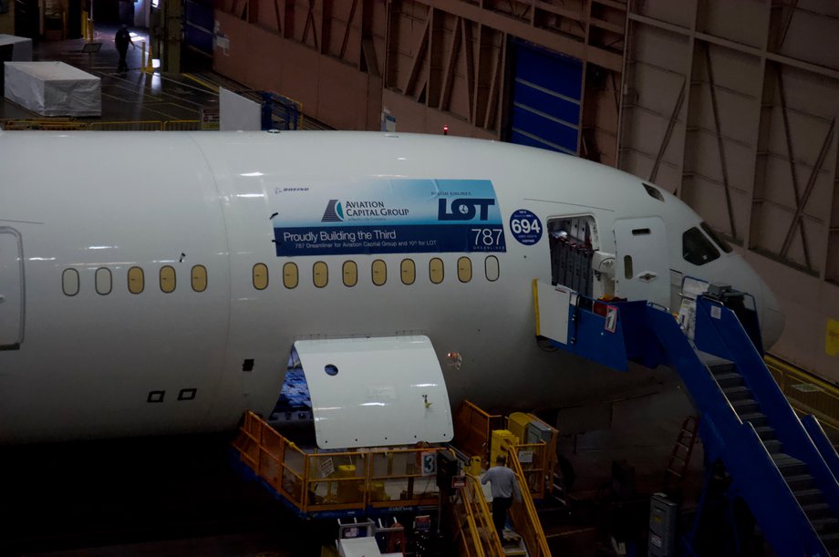 Dreamliner, który otrzyma rejestrację SP-LSB, jest blisko 700. egzemplarzem B787, którzy zjedzie z linii montażowej. 