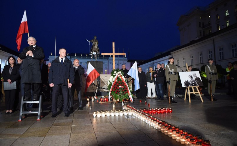 Jarosław Kaczyński na miesięcznicy smoleńskiej