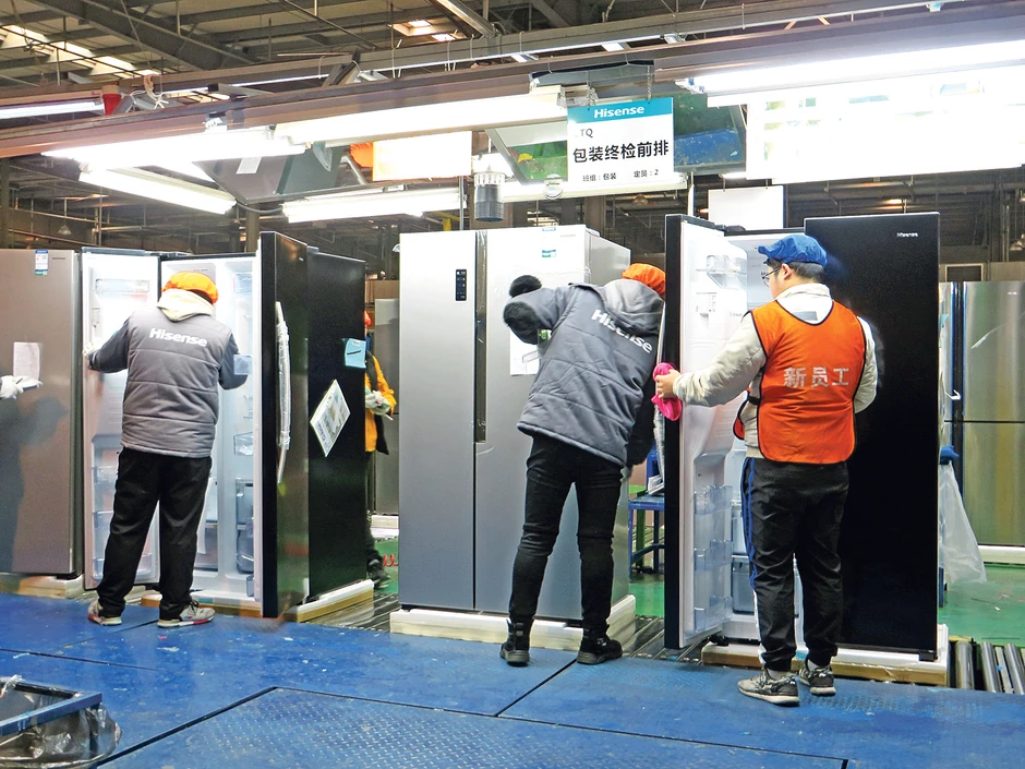 Poslednje pripreme frižidera ipak moraju da obave radnici