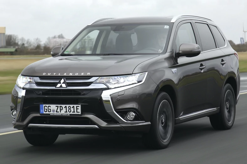 Mitsubishi Outlander PHEV (od 2014 r.)