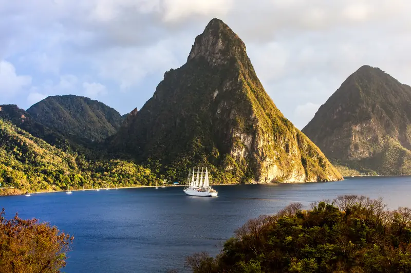 Saint Lucia to jedna z najbardziej zachwycających wysp karaibskich