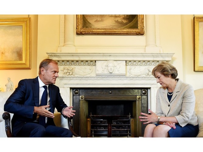 Theresa May i Donald Tusk