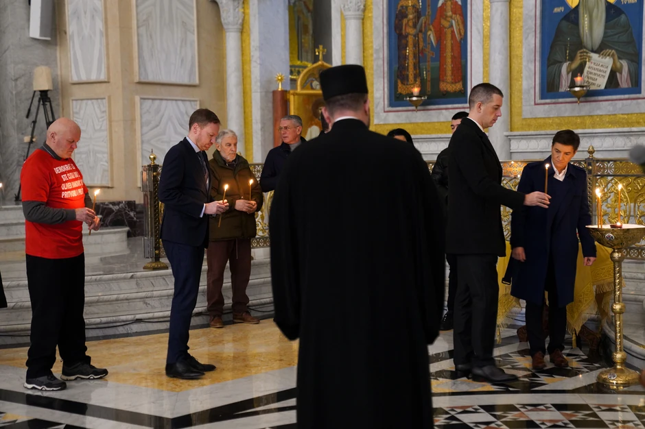 Pomen Oliveru Ivanoviću