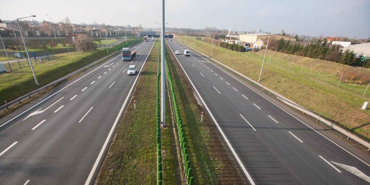 Autostrada A2. Pokłócili się na autostradzie A2. Kobieta omal nie zginęła