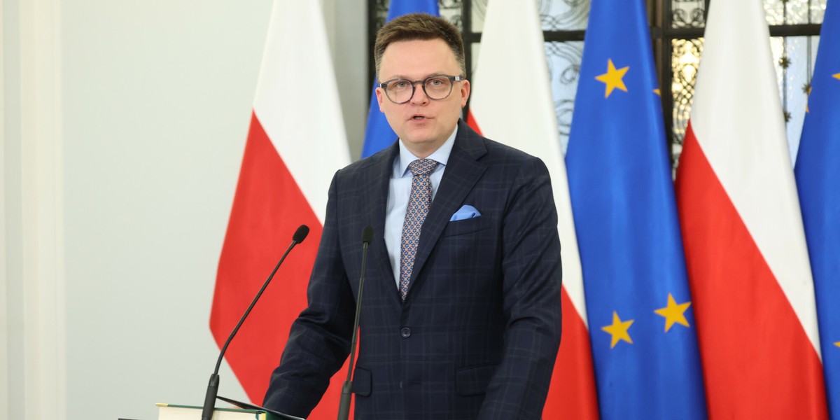 Marszałek Sejmu w środę Szymon Hołownia podczas konferencji prasowej w siedzibie izby niższej parlamentu.