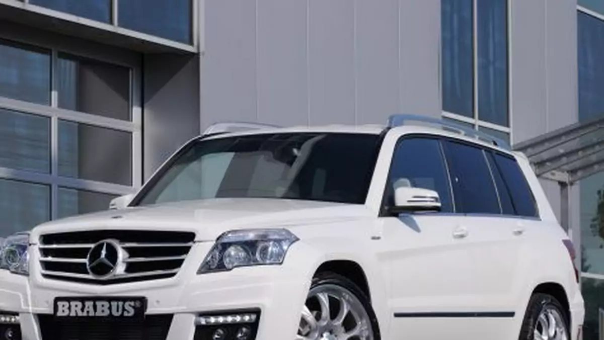 Mercedes GLK od Brabusa - Biel ciągle w modzie