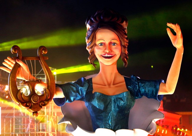 Parada podczas karnawału w Nicei