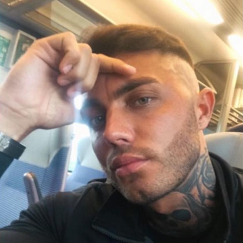 Liam trpel viacerými varovnými signálmi.