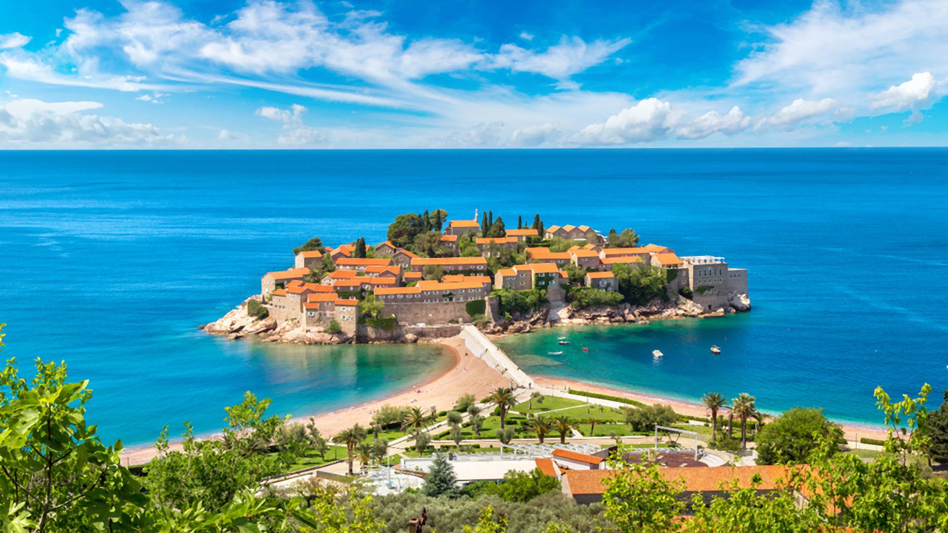 Anketa: Da li ćete ići u Crnu Goru ovog leta?