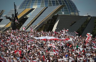 Były przewodniczący parlamentu Białorusi: To jeszcze nie koniec ery Łukaszenki