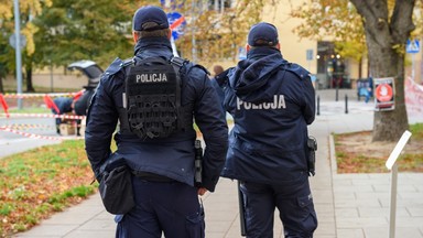 Policjant zastrzelił 21-latka, ale nadal pracuje. "W policji rośnie poczucie bezkarności" 