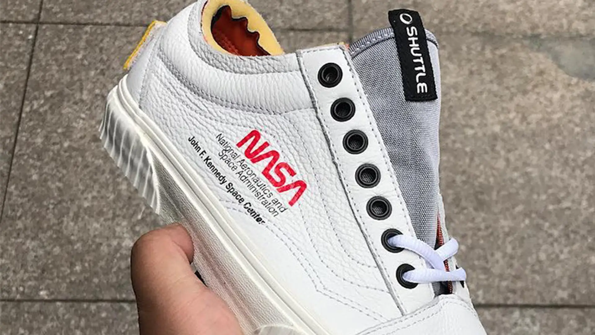 VANS x NASA. Dwie uwielbiane marki tworzą kosmiczną kolekcję