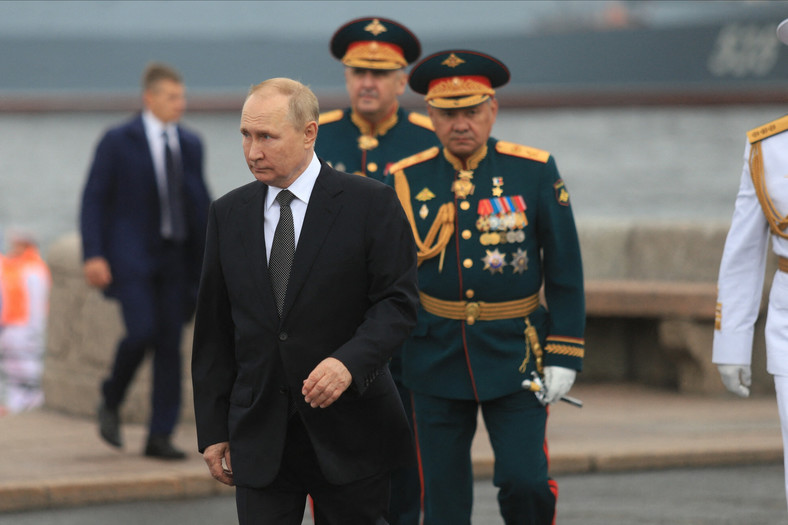 Władimir Putin podczas Święta Marynarki Wojennej Rosji w Sankt Petersburgu, 31 lipca 2022 r.
