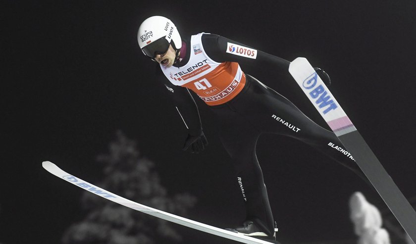 Powracający z Finlandii Kubacki, Żyła, Stoch, Klemens Murańka (26 l.) i Andrzej Stękała (25 l.) będą przygotowywać się w kraju do pierwszej głównej imprezy sezonu