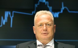 Anty-Midas Ryszard Krauze. Zamiast zalać akcjonariuszy petrodolarami, Petrolinvest puścił ich w skarpetkach