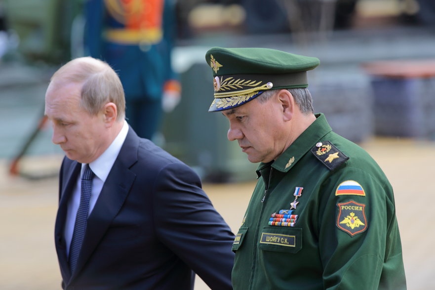 Władimir Putin z ministrem obrony Siergiejem Szojgu, 2015 r.
