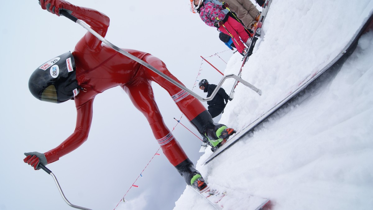 Najszybszy polski narciarz jest już gotowy do sezonu Speed Ski. Chce, by na Kasprowym Wierchu wystąpili młodzi amatorzy tego sportu.