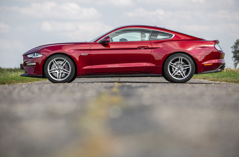 Ford Mustang GT - chcemy więcej takich aut!