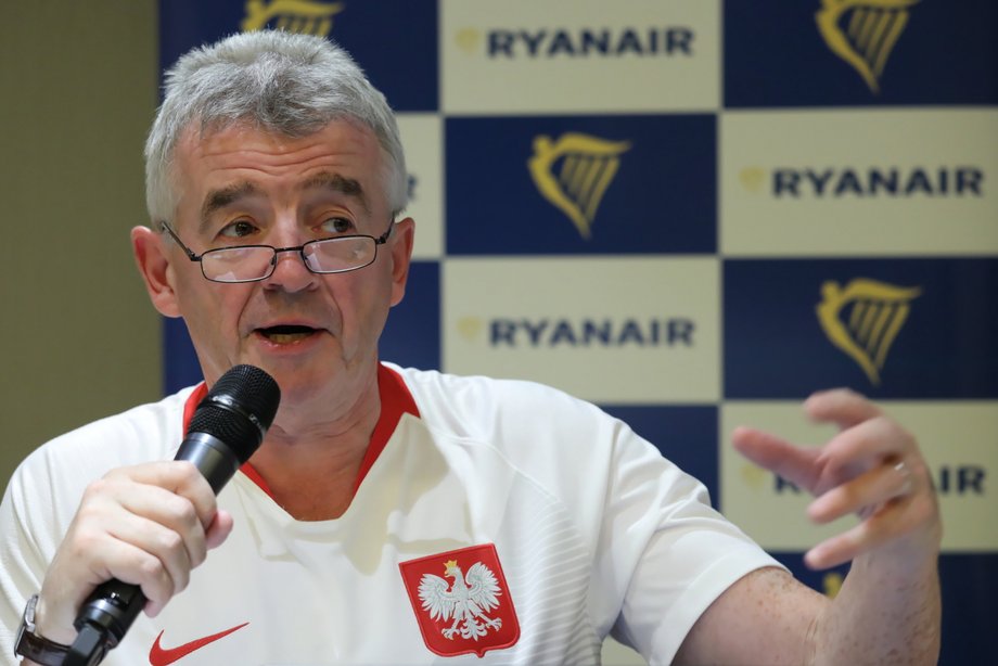 Michael O'Leary, CEO Ryanair, podczas konferencji prasowej w Warszawie, na której ogłosił 17 nowych tras z Polski