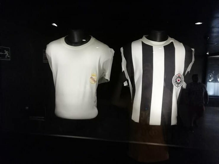 Real poštuje protivnike: Tu je i dres Partizana, rivala iz finala Kupa evropskih šampiona 1966. godine