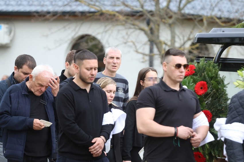 Sahrana Saše Katančića Novo Groblje