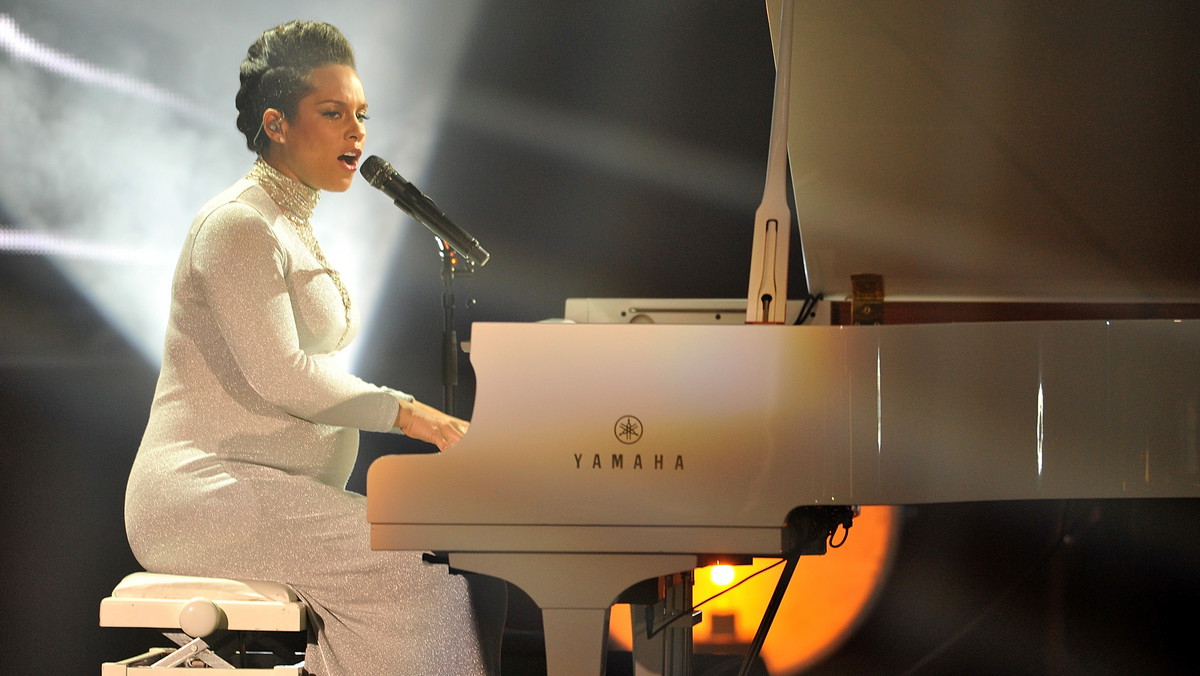 Alicia Keys w siódmym miesiącu ciąży na MTV EMA