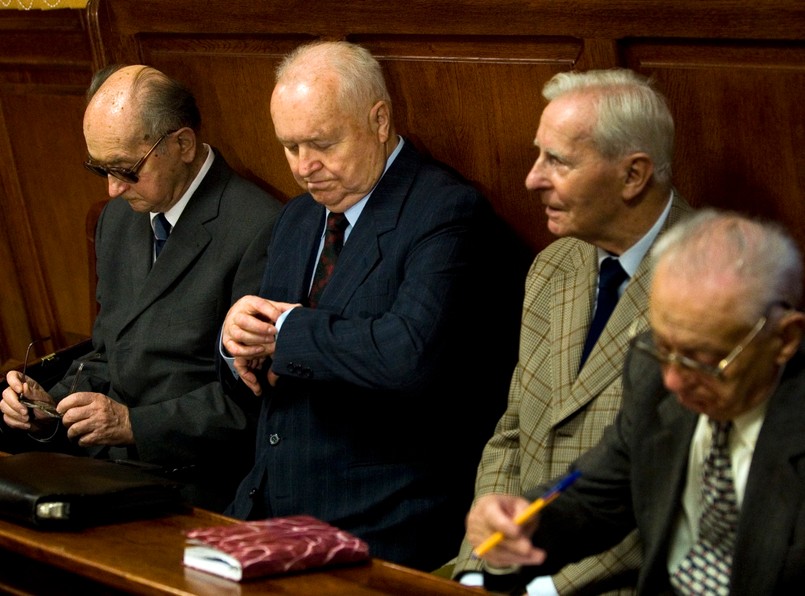 Platforma chce zmniejszenia emerytur byłym esbekom i członkom Wojskowej Rady Ocalenia Narodowego