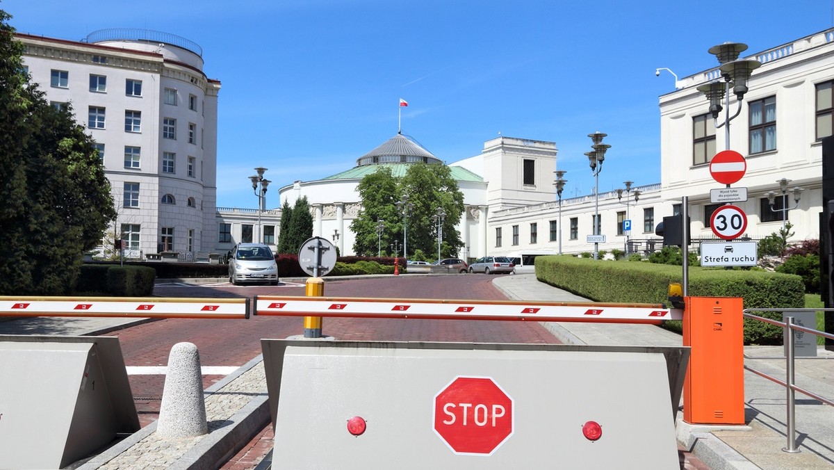 Warszawa: protest rolników przed Sejmem