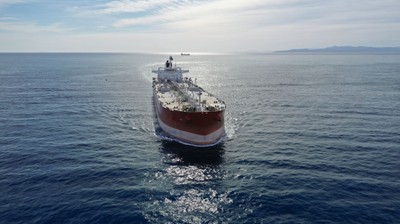 Rosja zarabia na ropie 11 mld dolarów rocznie. Dzieje się tak pomimo surowych sankcji